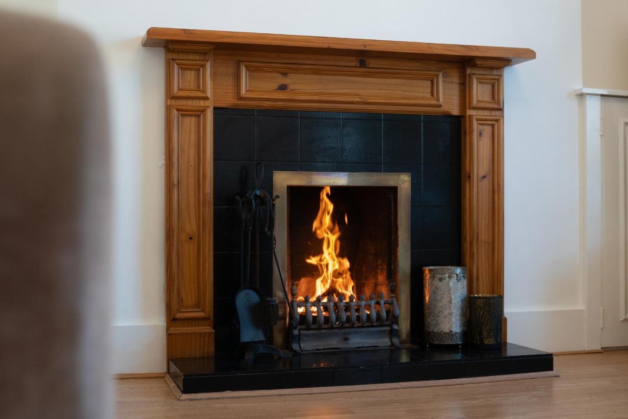 Dwellcome Home Ltd 1 Bed Apt, Half Mile To Union Street Yet Quiet, Free Parking, Fast Wifi, Ideal For Long Term Contractor, Etc Stays, Fully Equipped Kitchen, Regular Housekeeping Option - See Our Site For Assurance Aberdeen Esterno foto